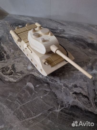 Игрушка из дерева танк т-34