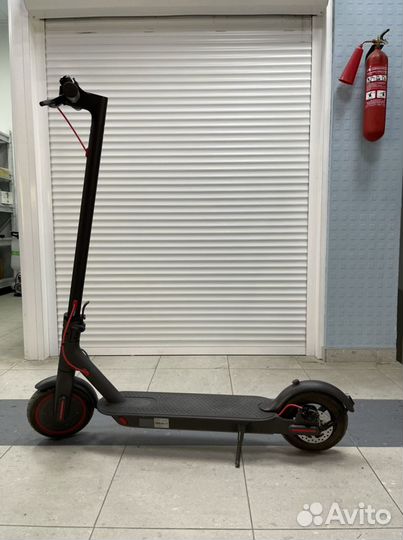 Электросамокат xiaomi m365 pro