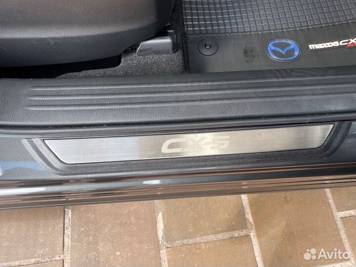 Накладки на пороги для Mazda CX-5/ Мазда CX-5 2018-2021 г.в