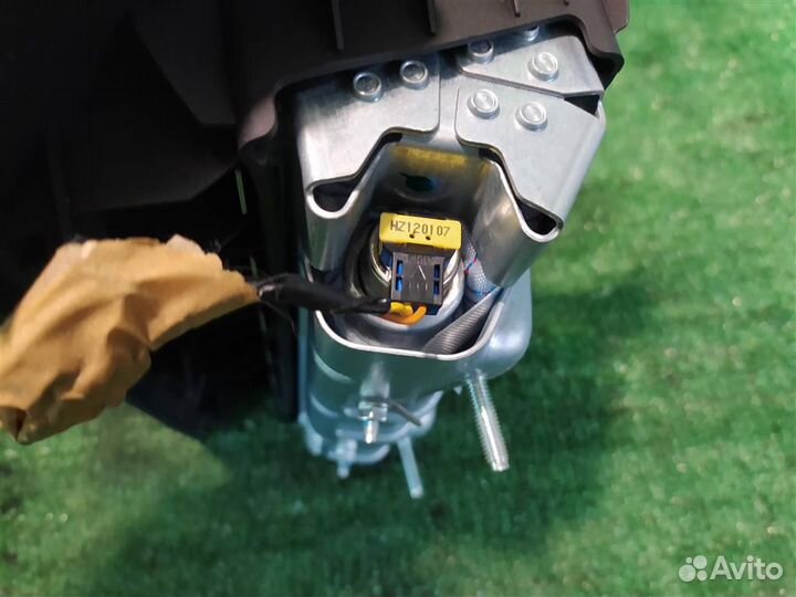 Подушка безопасности коленная Citroen C4 Picasso