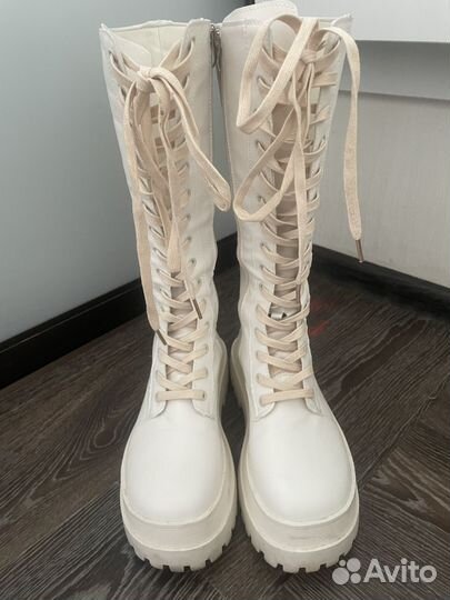 Продам стильные сапоги