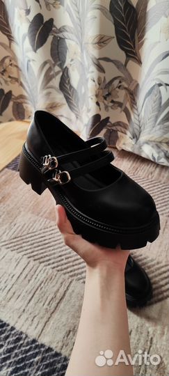 Туфли лоферы на платформе в стиле Мери Джейн