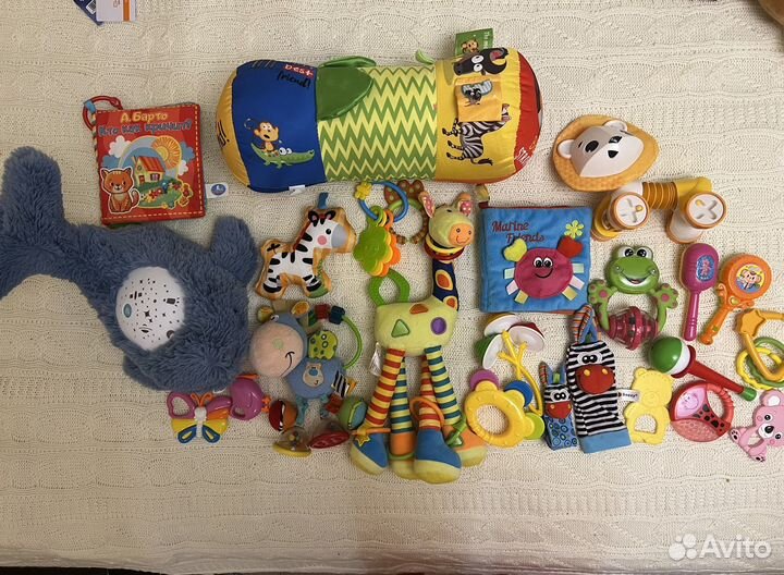 Развивающие игрушки пакетом