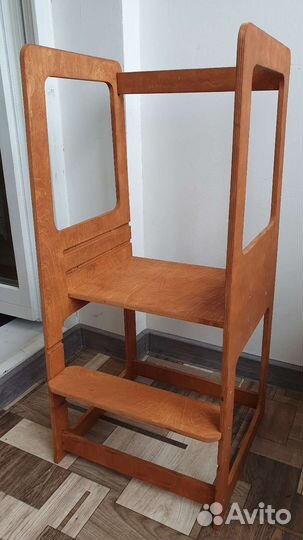 Башня помощника монтессори