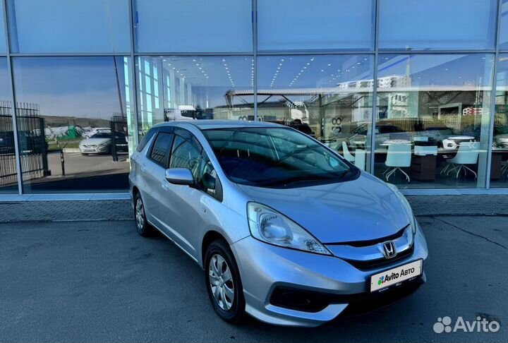 Honda Fit Shuttle 1.5 AT, 2013, 130 900 км