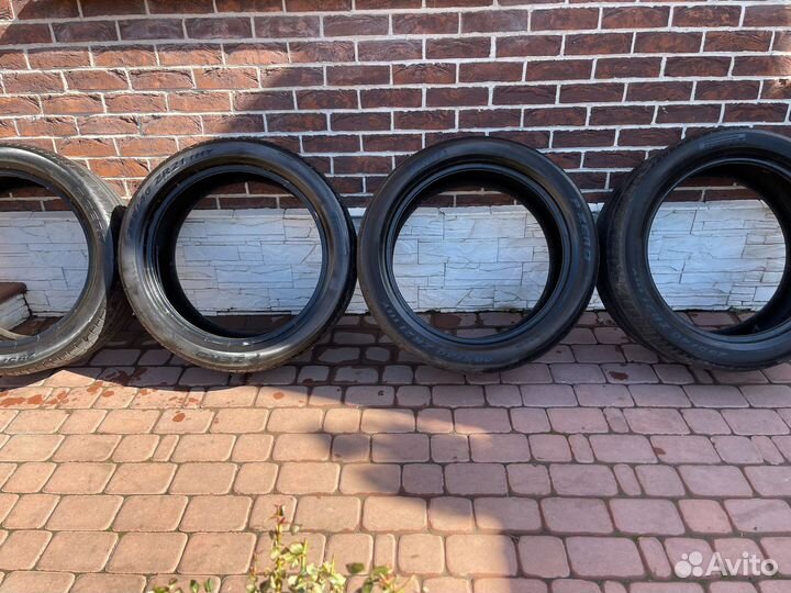 Pirelli P Zero 295/40 R21