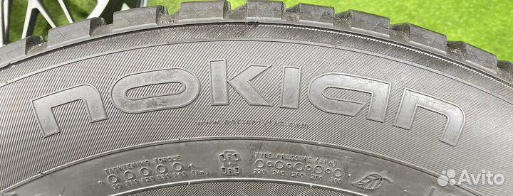 Nokian Tyres Hakkapeliitta 8 SUV 255/60 R18 112T