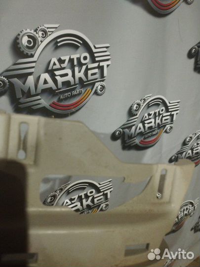 Накладка стойки правая Kia K5