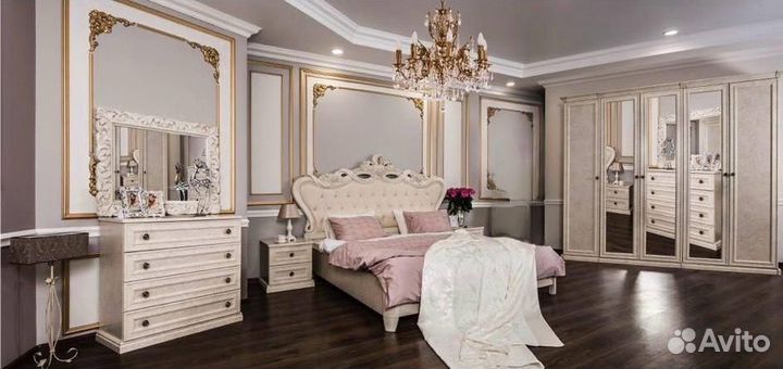 Спальный гарнитур