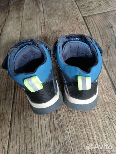 Ботинки демисезонные 23 размер