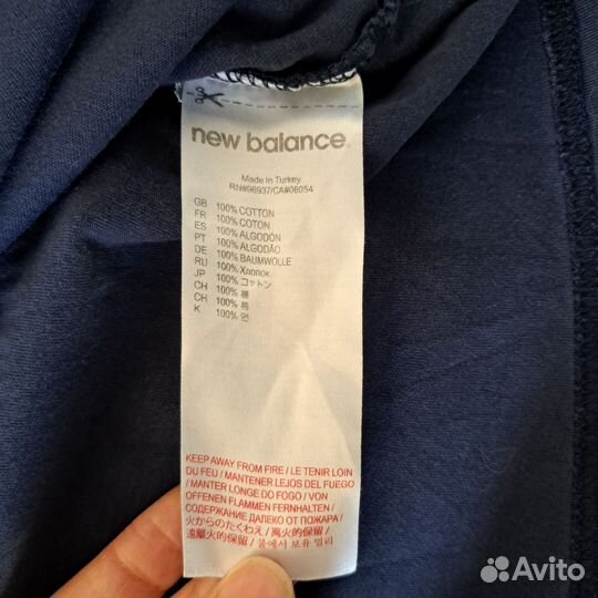 Футболка New Balance