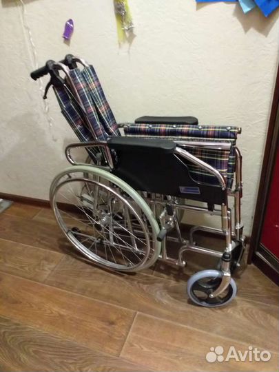 Инвалидная коляска
