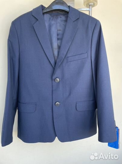 Пиджак школьный 134 новый