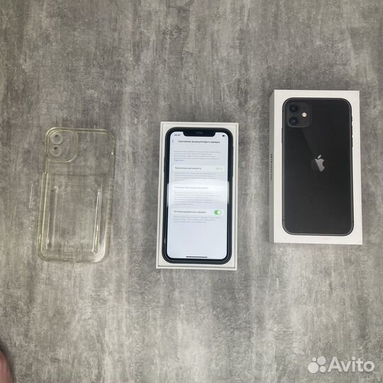 iPhone 11, 64 ГБ