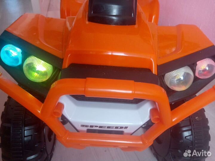 Детский электромобиль