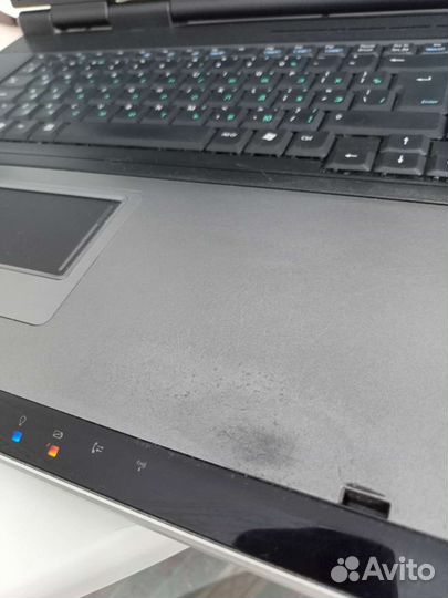 Ноутбук Asus 17