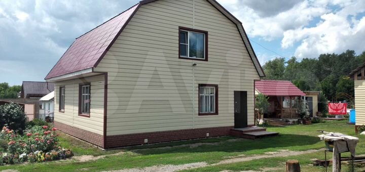 Дом 103 м² на участке 10 сот.