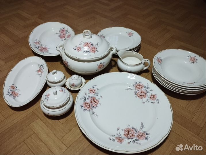 Сервиз столовый