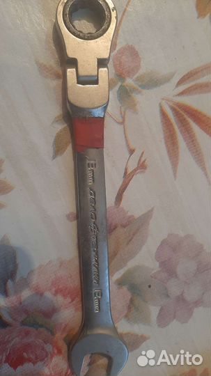 Ключ с трещеткой