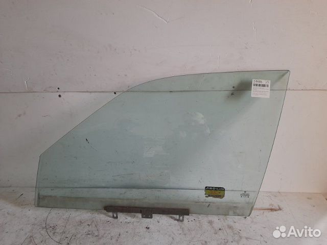 Стекло двери передней левой Volkswagen Passat B3