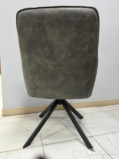 Стулья с поворотным механизмом