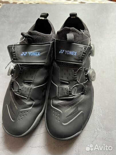 Кроссовки для бадминтона yonex