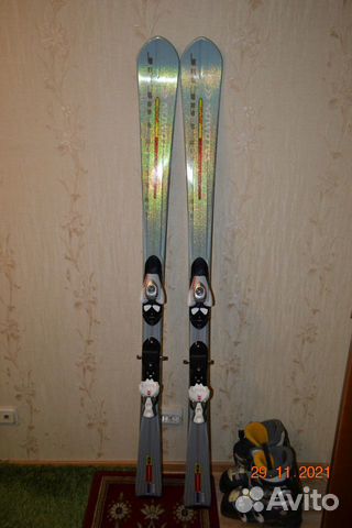 Горные лыжи salomon с креплениями и ботинками