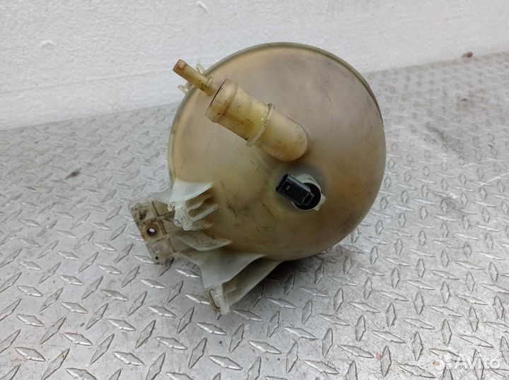 Бачок расширительный Mercedes Sprinter W906