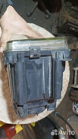 Фара правая mercedes Axor (04-08) мерседес аксор