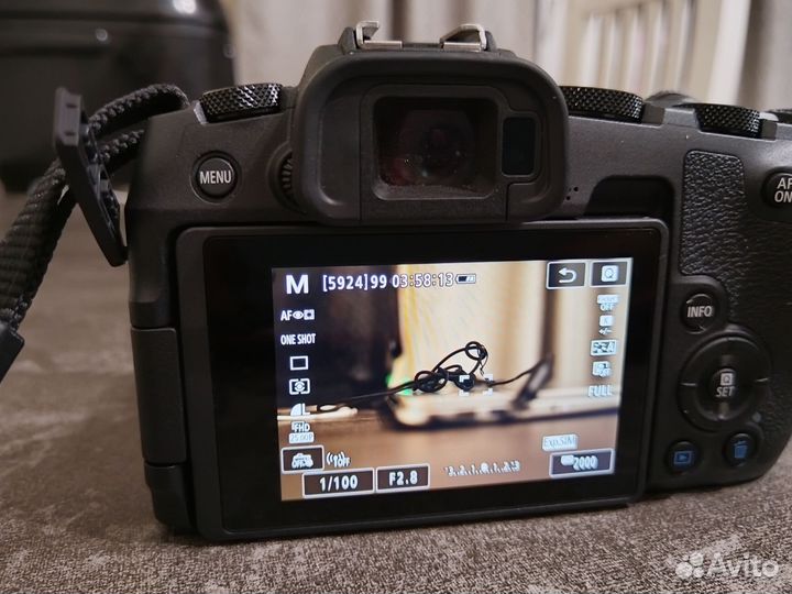 Фотоаппарат canon eos rp + объектив canon RF 50 mm