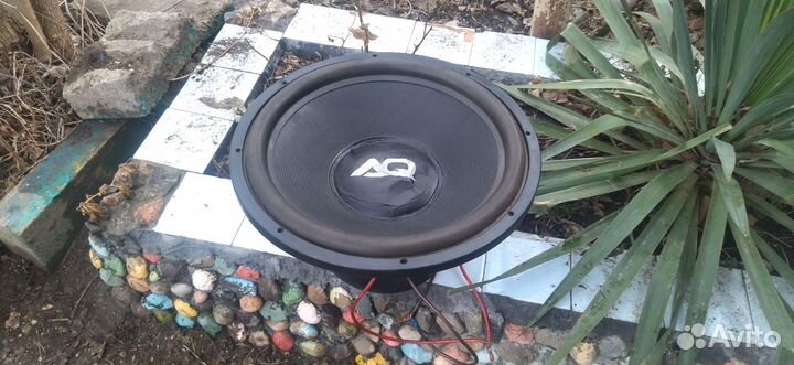 Сабвуфер 18 AQ hdc318