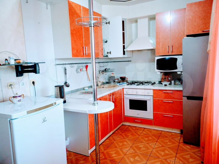 2-к. квартира, 67,3 м², 6/6 эт.