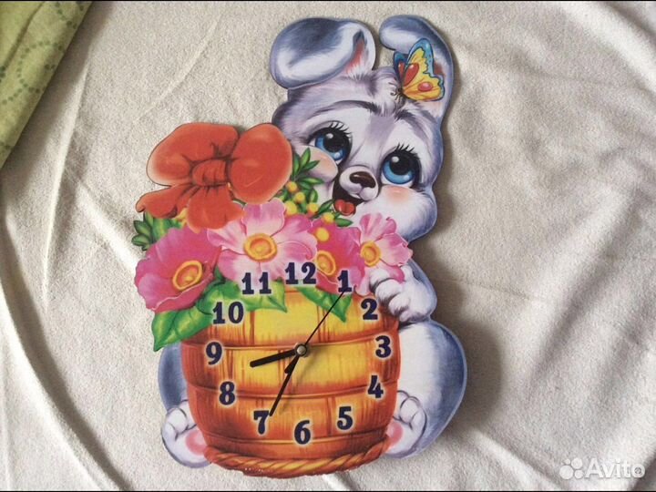 Часы настенные зайчик