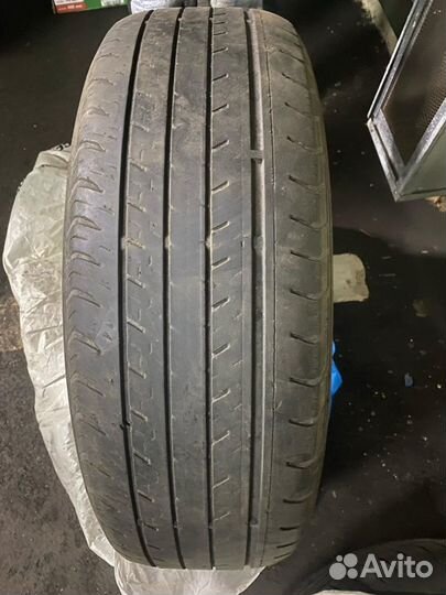 Dunlop SP 30 225/60 R18