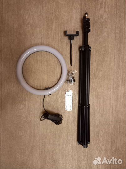 Кольцевая лампа 26 см