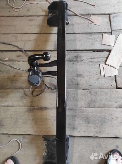 Фаркоп на Mitsubishi Outlander 3