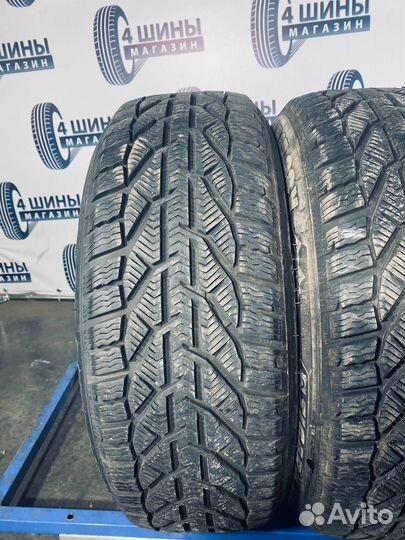 Tigar Winter 215/55 R17 98V