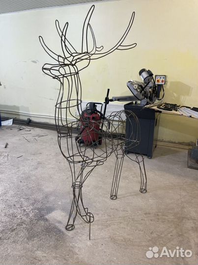 Новогодний олень