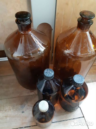 Бутыли и банки 1 и 5 л