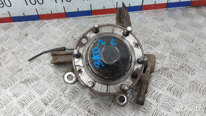 Ступица передняя левая на Hyundai H1 (starex) 2