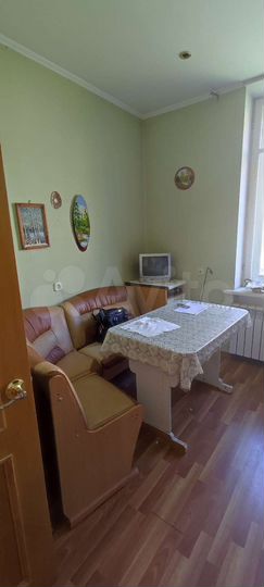 3-к. квартира, 84 м², 1/3 эт.