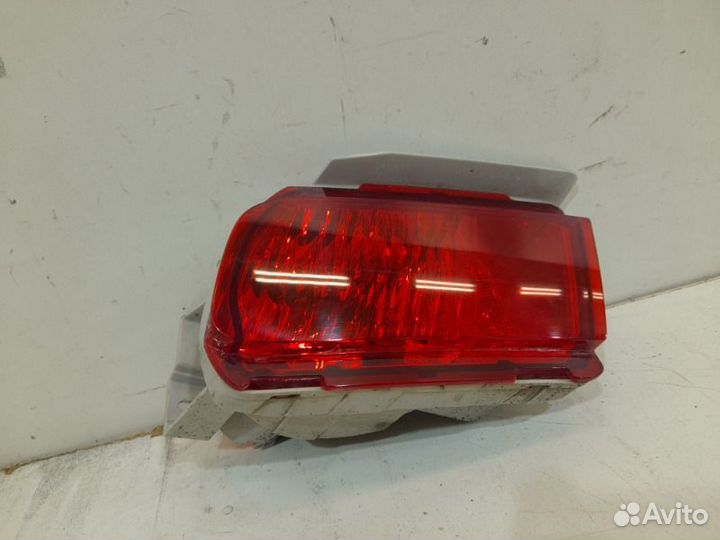 Фонарь противотуманный задний левый Toyota Land