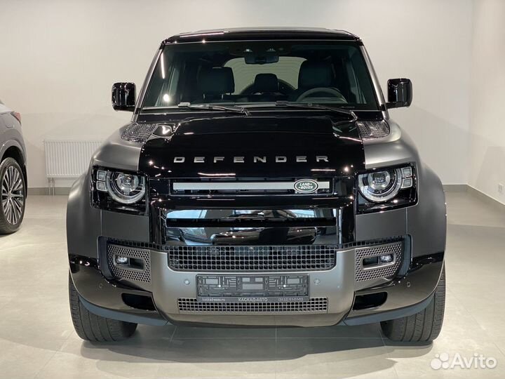Land Rover Defender 5.0 AT, 2022