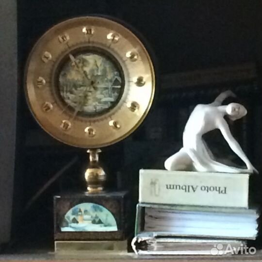 Часы с федоскинскими миниатюрами