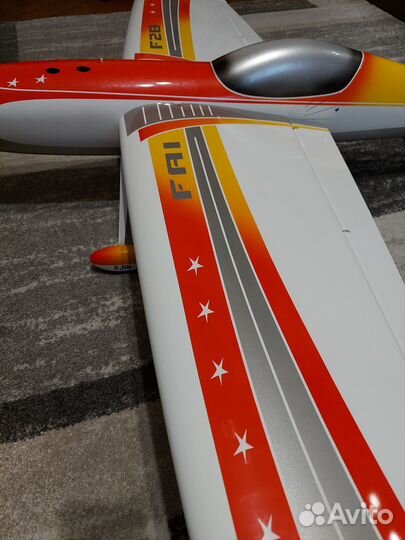 Продаю кордовый пилотажный электрический самолет