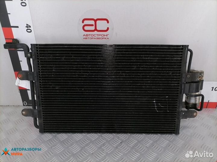 Радиатор кондиционера Volkswagen Golf 4 2001