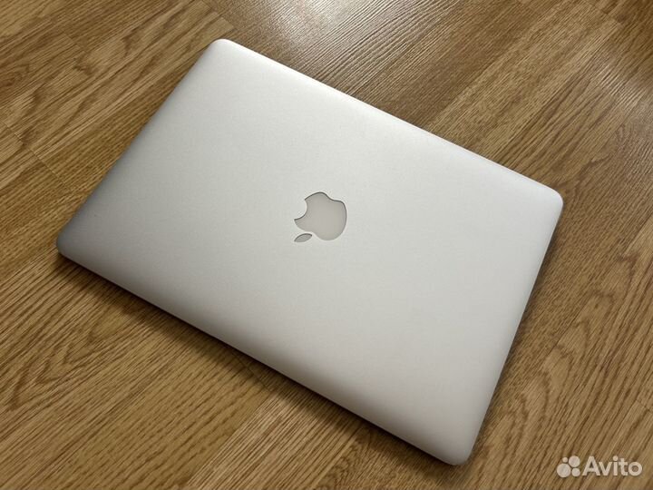 Apple MacBook Air 13 early 2015