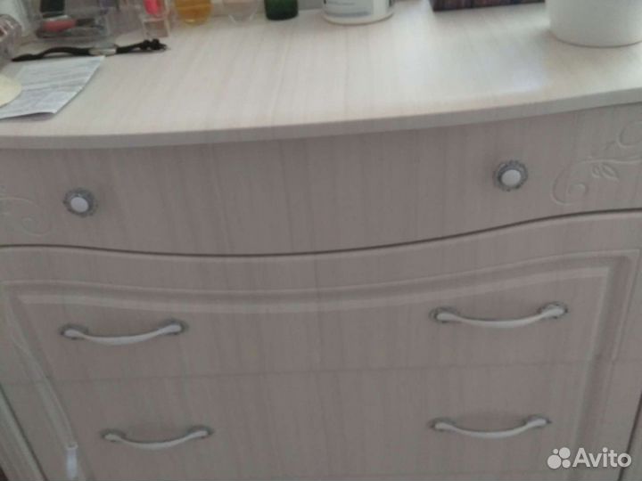 Спальный гарнитур