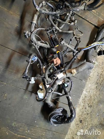 Подкапотная коса mitsubishi pajero sport 2