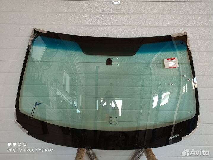 Лобовое стекло Kia Ceed обогрев щеток 2009-2012гв